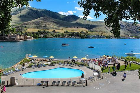 Campbell's resort lake chelan - Campbell’s Resort on Lake Chelan boasts 170 rooms, a restaurant, a bar in addition to two outdoor pools, a fully-equipped spa, fitness center and conference facilities. Free on-site parking is also available. A wide variety of seasonal dishes made using local ingredients is on offer at the on-site Campbell’s Pub and Veranda.